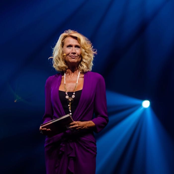 Anne De Baetzelier Anne De Baetzelier