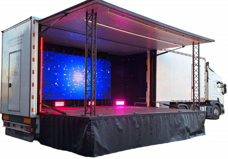 Mobiel Podium • Podiumtrailer 3 Mobiel Podium • Podiumtrailer 3