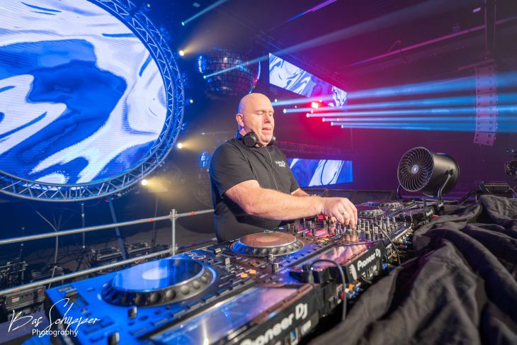 DJ Bart Van De Keer DJ Bart Van De Keer